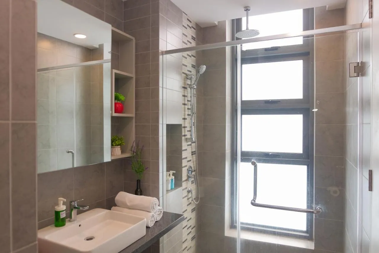 Bukit Bintang 3 Bedroom Suite With Netflix Robertson Куала-Лумпур Малайзия