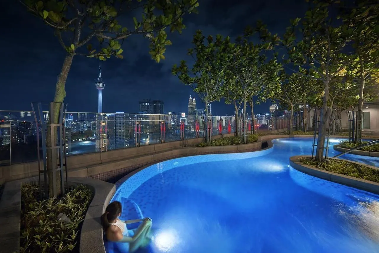 Bukit Bintang 3 Bedroom Suite With Netflix Robertson Куала-Лумпур 0*,