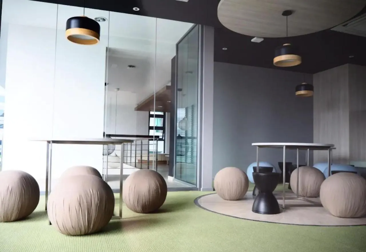 קואלה לומפור Bukit Bintang 3 Bedroom Suite With Netflix Robertson 0*, קואלה לומפור מלזיה
