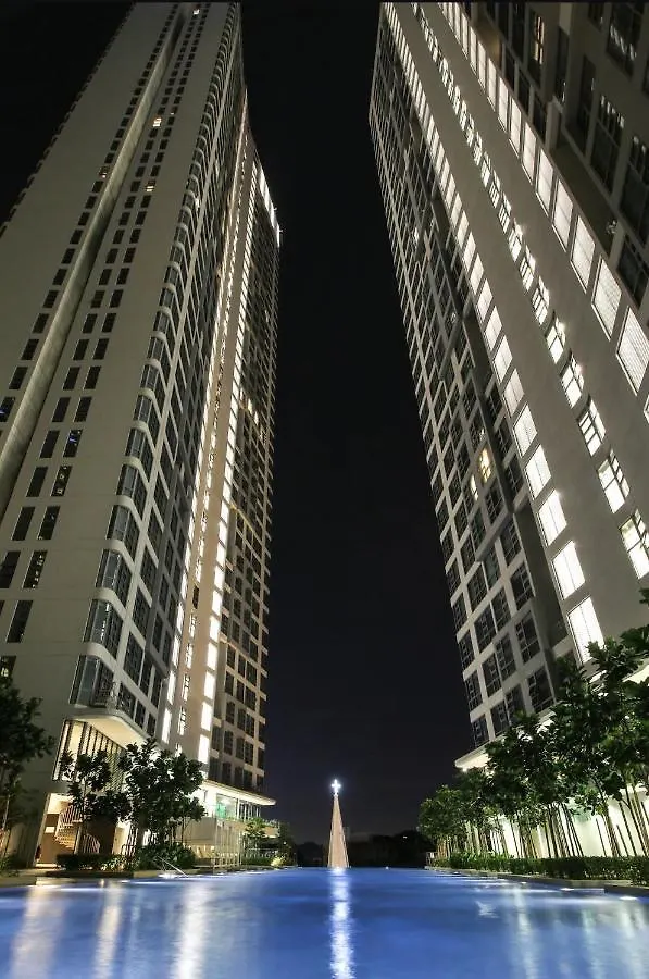 קואלה לומפור Bukit Bintang 3 Bedroom Suite With Netflix Robertson קואלה לומפור
